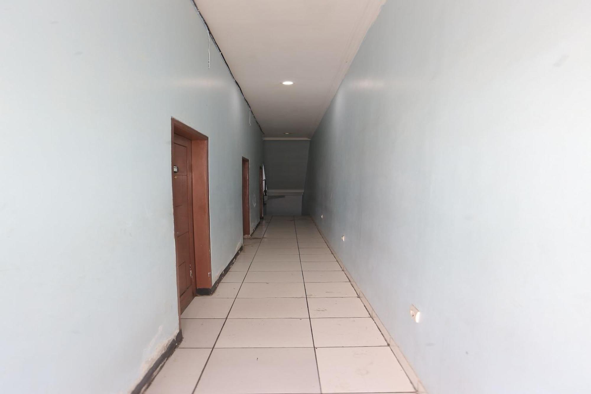 Oyo 93584 Rukotel South Tangerang Exterior foto