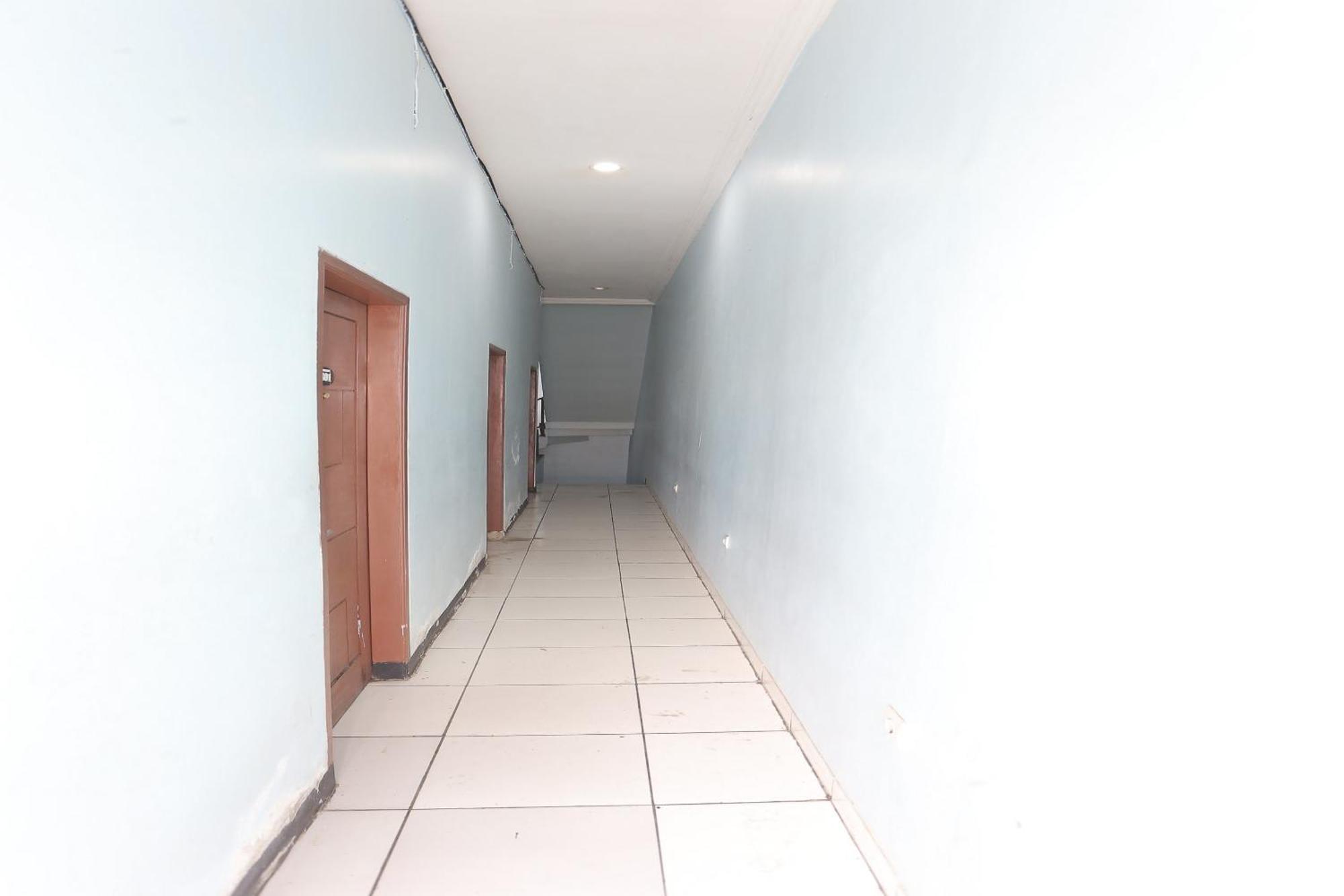 Oyo 93584 Rukotel South Tangerang Exterior foto